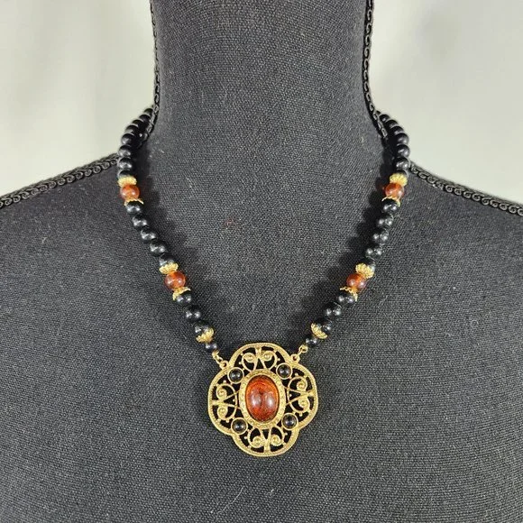 Vintage Western jewelry 1928 Beaded Pendant Necklace - Picture 1 of 7